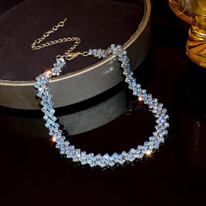 Étoile Crystal Choker