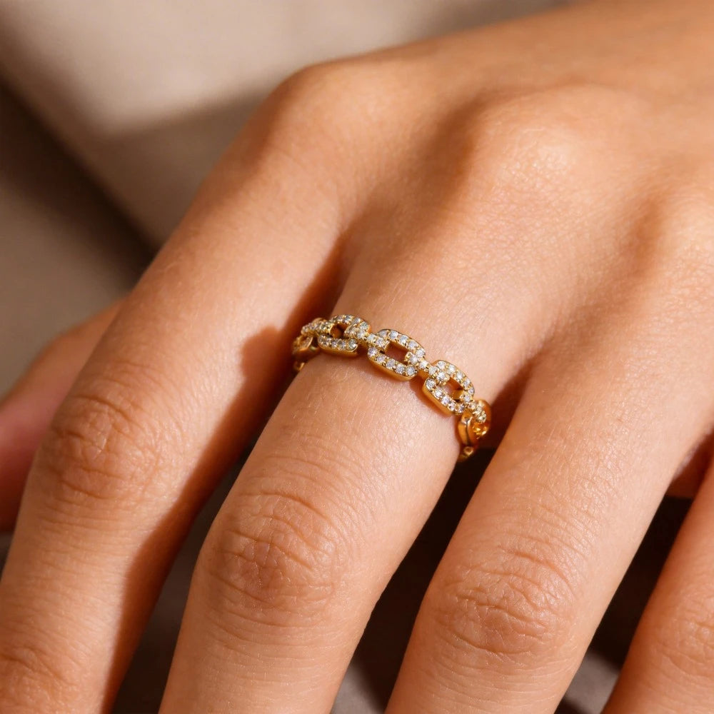 Éloise Pavé Link Ring