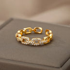 Éloise Pavé Link Ring