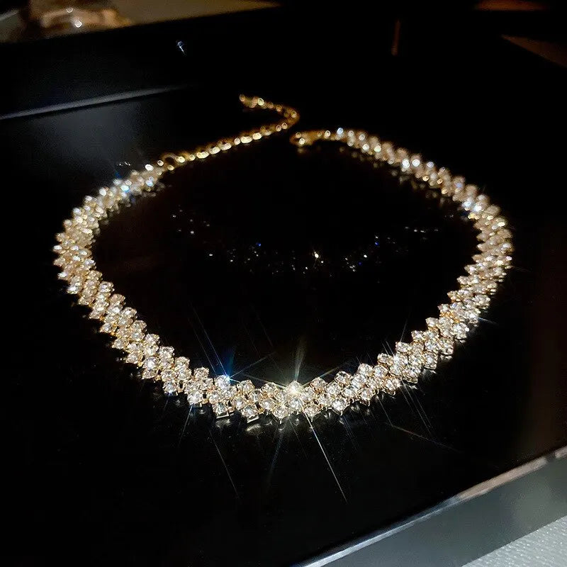 Étoile Crystal Choker