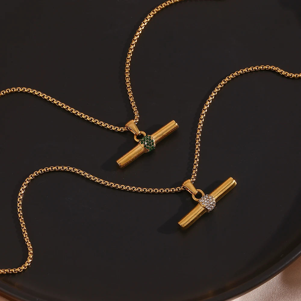 Arden Emerald Bar Necklace