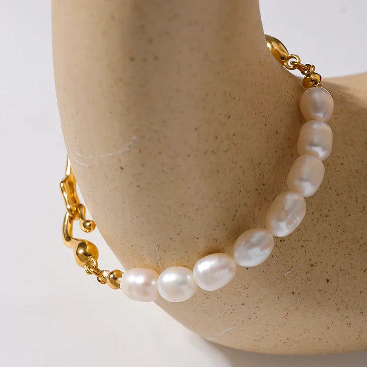 Aurelia Pearl Bracelet